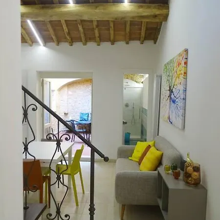 Apartment Casa Tecla Alle Mura Della Citta *